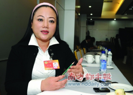 全国政协委员、陶然居饮食集团老总严琦